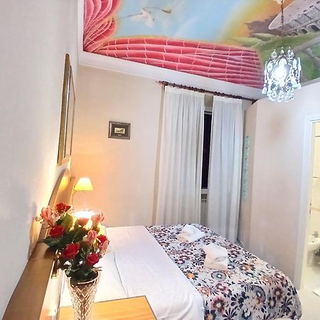 Nahid Accommodation โรม ภายนอก รูปภาพ