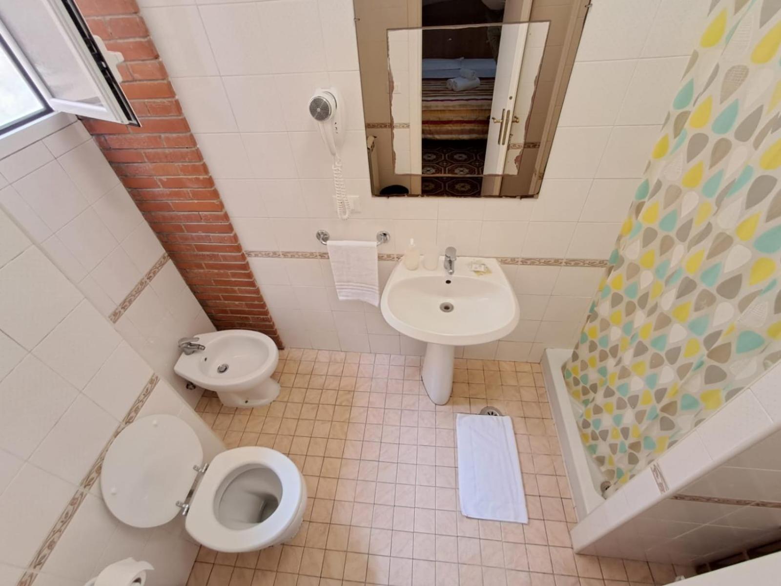 Nahid Accommodation โรม ภายนอก รูปภาพ